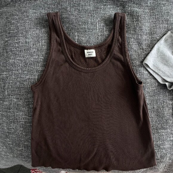 Aritzia Sunday Best Brown / Mocha Tank Top - Size Small - Picture 4 of 4